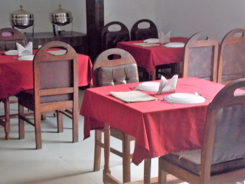 פטפור סיקרי Hotel Goverdhan Tourist Complex מראה חיצוני תמונה